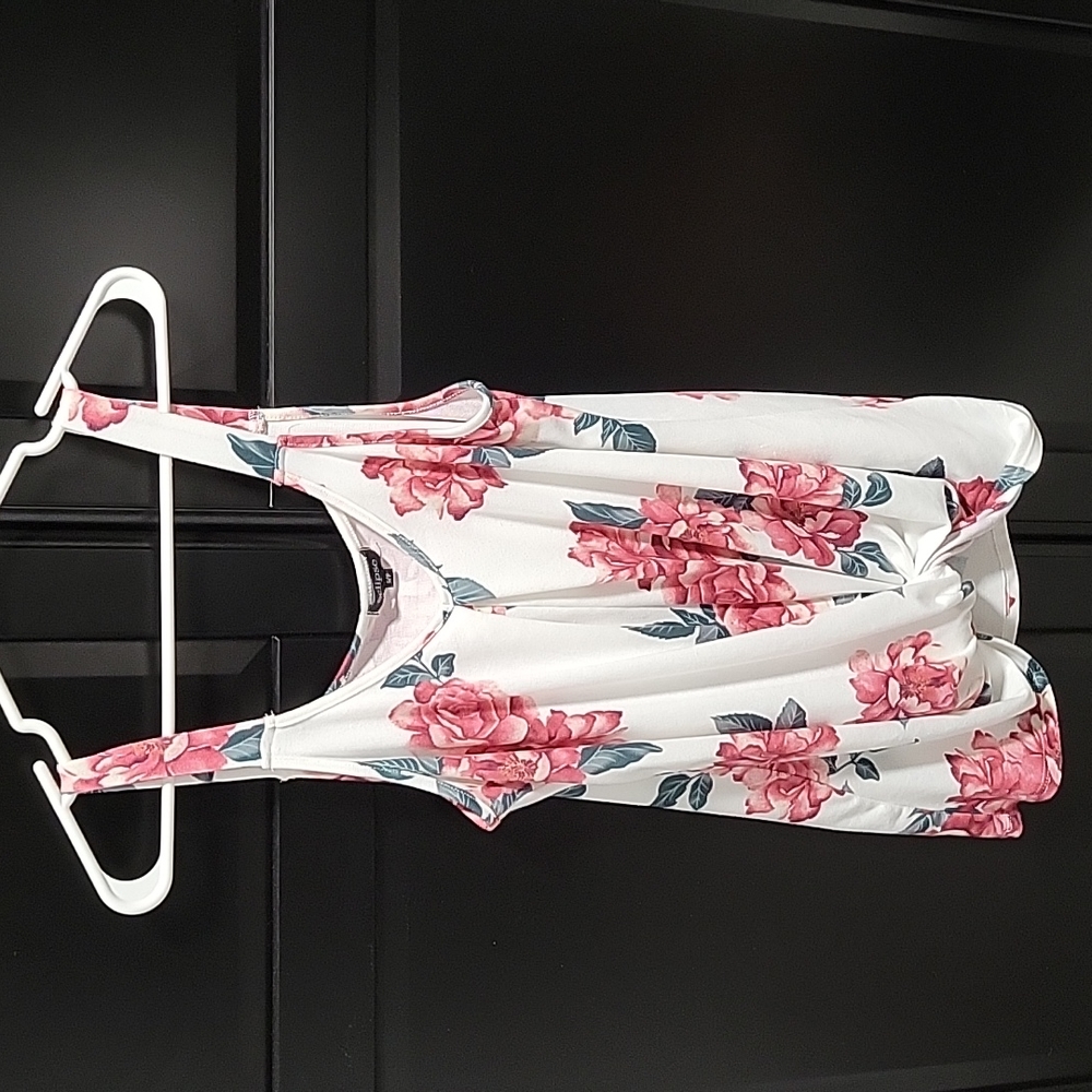 Eclipse White Floral Tank Top with Pink Roses